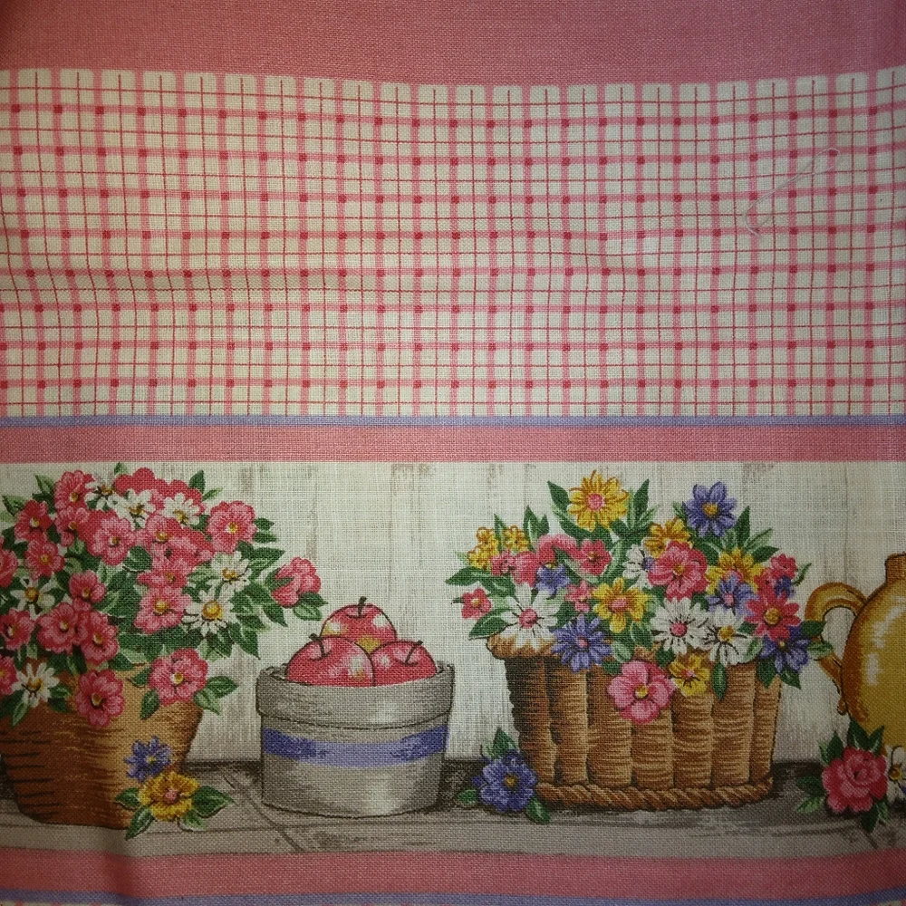 FABRIC PILLOW PANELS Cranston Print Works Charming Cottage Porch Scene, 4